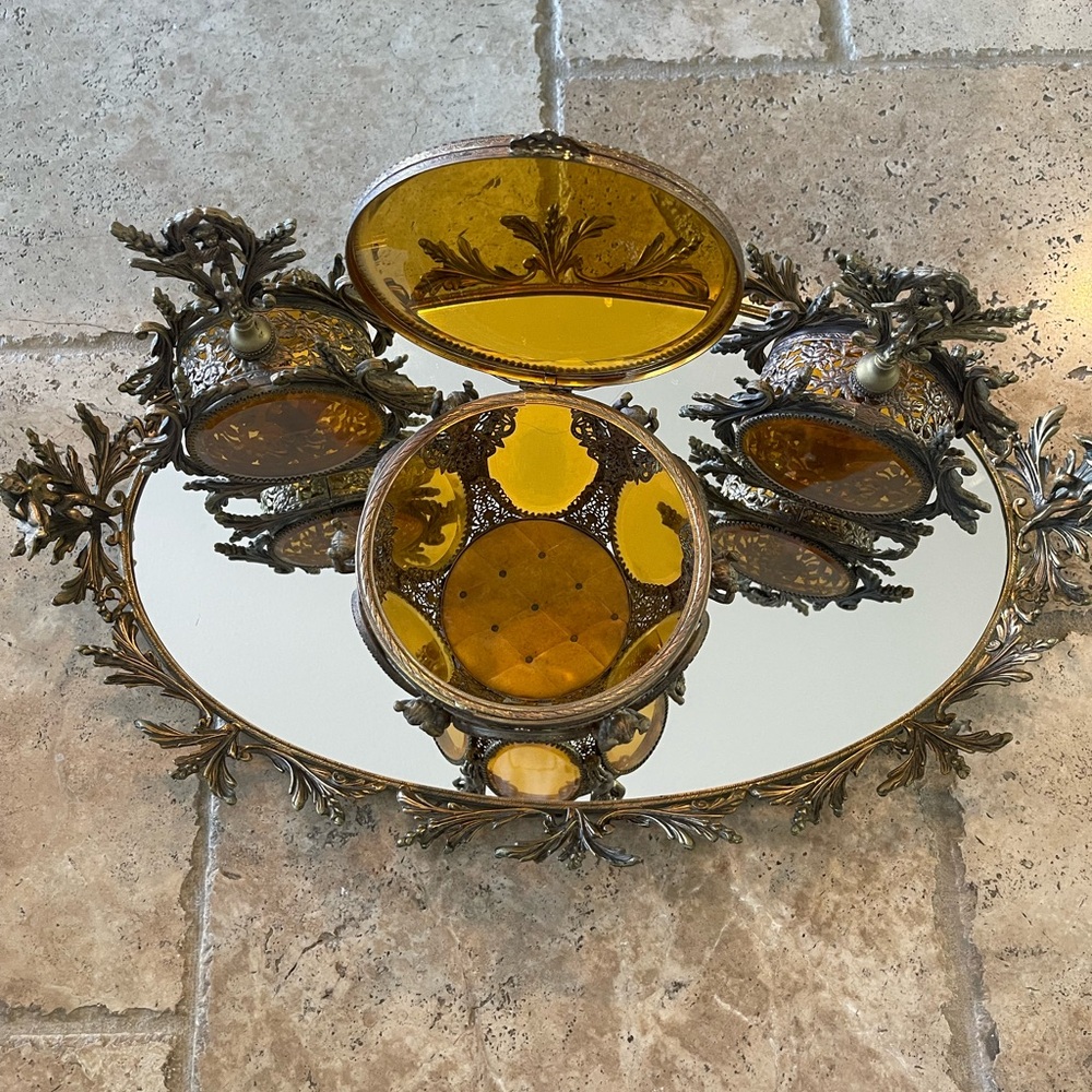 Antique Vanity French Ormolu Hollywood Regency Gold Filigree Beveled Amber Glass - Picture 3 of 7